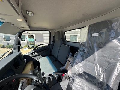 2026 Isuzu NRR