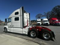 2020 Volvo VNL64T860