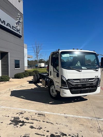 2026 Isuzu NRR