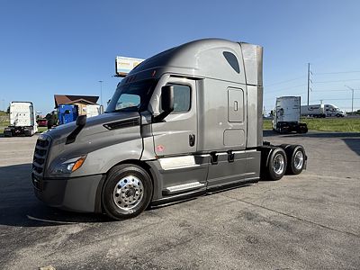 2022 Freightliner CASCADIA 126