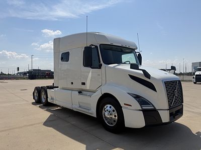 2023 Volvo VNL64T740