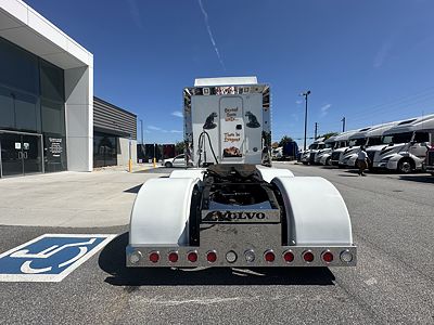 2016 Volvo VNL