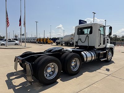 2020 Mack ANTHEM 64T