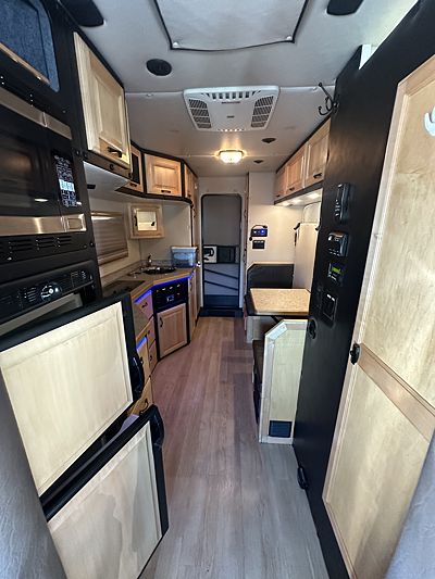 2016 Volvo VNL
