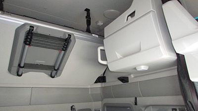 2027 Volvo VNL64T860