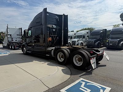 2023 Volvo VNL64T860
