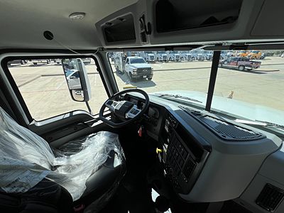 2026 Mack PINNACLE 64R