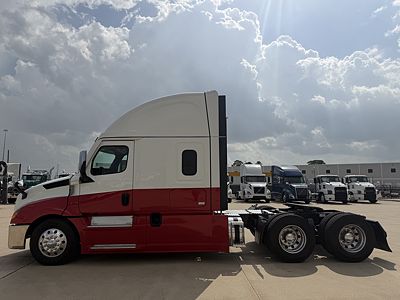2023 Freightliner CASCADIA 126