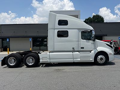 2019 Volvo VNL64T860