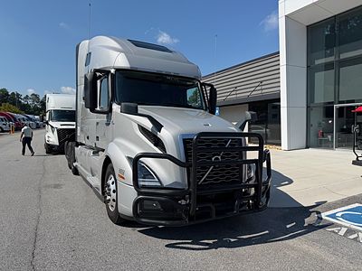 2024 Volvo VNL64T760