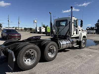 2026 Mack PINNACLE 64T