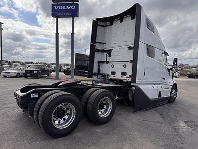 2026 Volvo VNL64T860