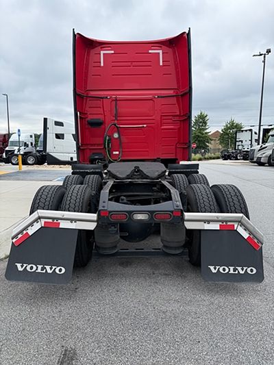2024 Volvo VNL64T860