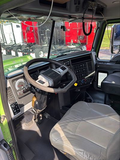 2019 Mack Pinnacle