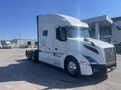 2023 Volvo VNL64T740