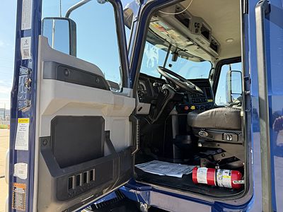 2022 Mack ANTHEM 64T