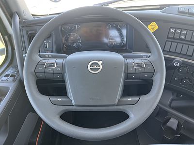 2027 Volvo VHD64B300