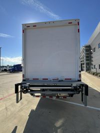 2025 Mack MD6