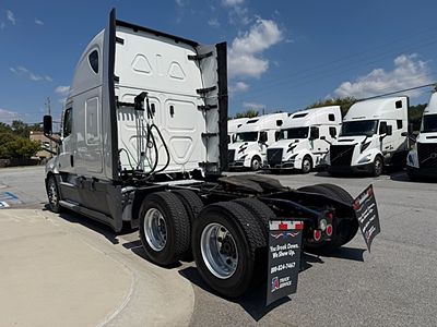 2024 Freightliner CASCADIA 126