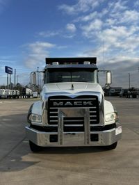 2019 Mack GRANITE 64BR