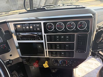 2022 Mack PIN64T