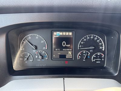 2021 Freightliner CASCADIA 126