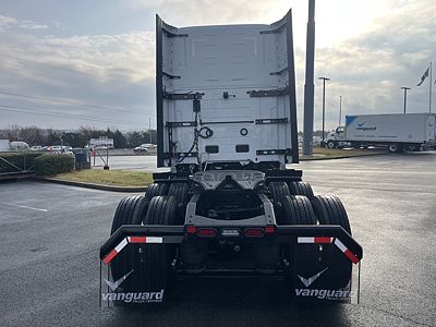 2027 Volvo VNL64T860