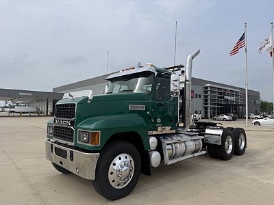 2025 Mack PIN64T