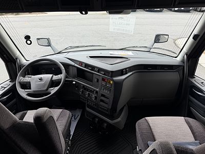 2027 Volvo VNL64T860