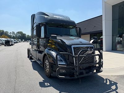 2023 Volvo VNL64T860