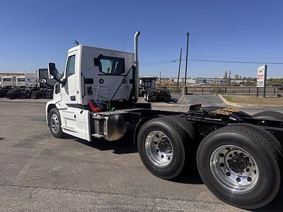 2026 Mack PIONEER 64T