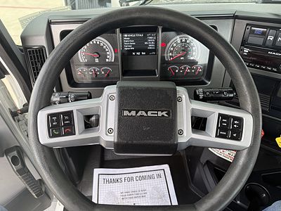 2021 Mack ANTHEM 64T