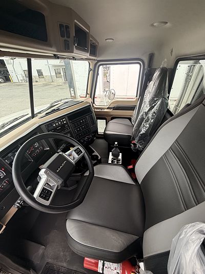 2026 Mack GRANITE 64FR
