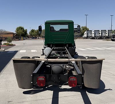 2025 Mack MD642
