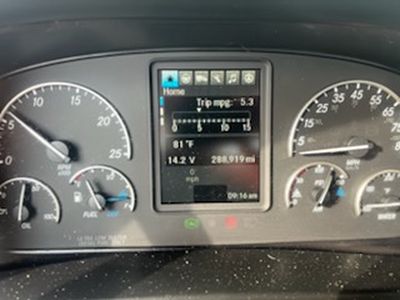 2020 Freightliner CASCADIA 126