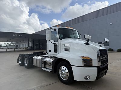 2021 Mack ANTHEM 64T