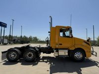 2021 Volvo VNL62T300