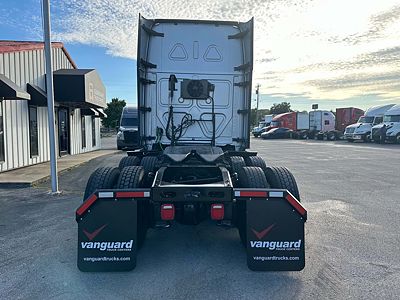 2022 Freightliner CASCADIA 126