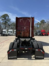 2023 Volvo VNL64T860