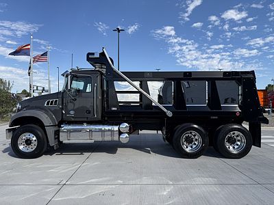 2023 Mack Granite