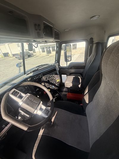 2022 Mack ANTHEM 64T
