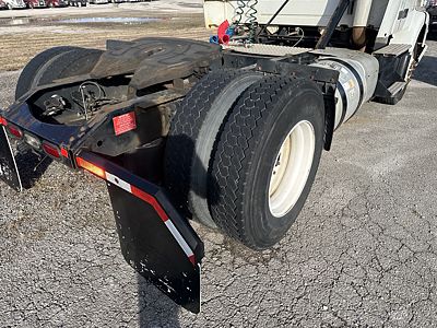 2014 Volvo VNM200