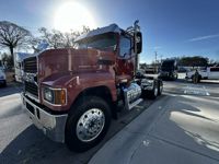 2023 Mack PINNACLE 64T