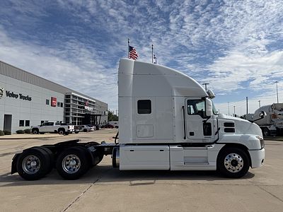 2022 Mack ANTHEM 64T