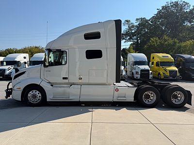 2020 Volvo VNL64T760
