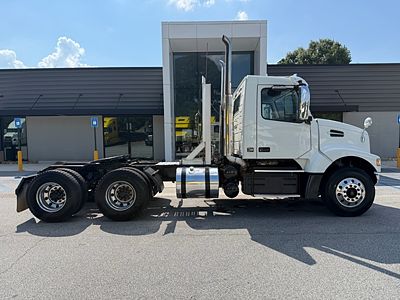 2018 Volvo VHD