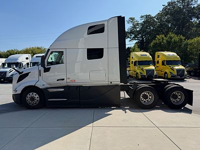 2026 Volvo VNL64T860
