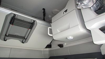 2027 Volvo VNL64T860