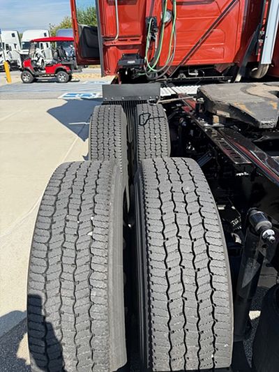 2024 Volvo VNL64T860