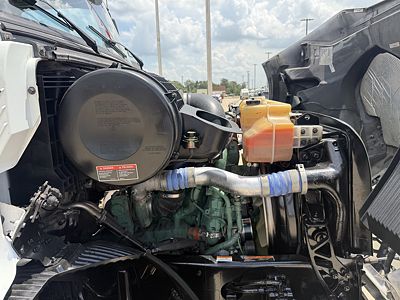 2019 Volvo VNR64T400